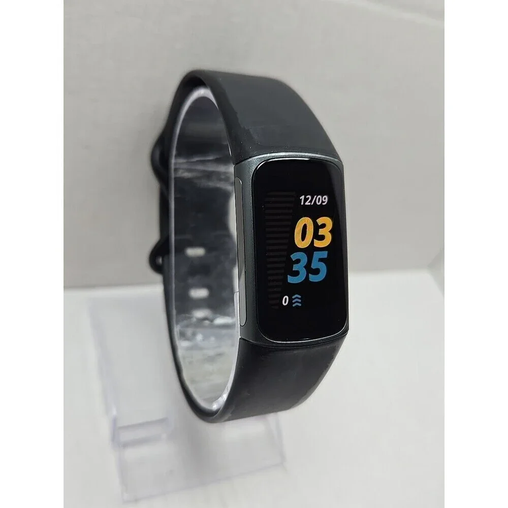 Fitbit Charge 5 Fitness Tracker GPS SpO2 Sleep Monitor Activity W/ Charger Watch
